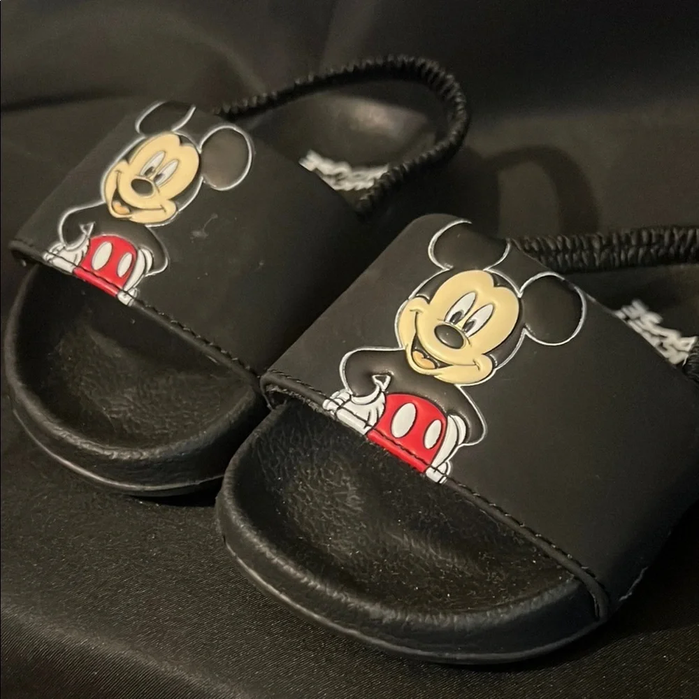 Boys Mickey Mouse Sandals Open-Toe Design